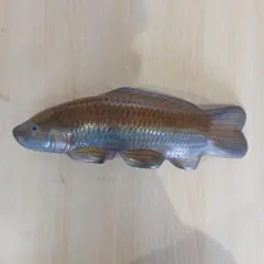 木彫り鯉？置物