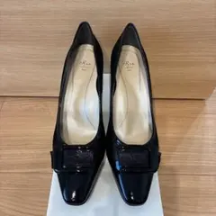 新品 Riz raffinee luxe パンプス ネイビー24cmのサムネイル