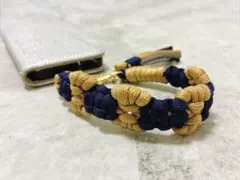 パラコード　紺　金　リボン　スマホハンドストラップ　バッグハンドル　チャーム