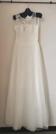 ウェディングドレス　前撮り　二次会