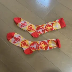 ヴィヴィアンウエストウッドのキャラクターグラフィックソックス 赤と黄色