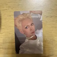 xlov タレントカード