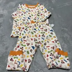ユニクロ　キルト　キッズ　パジャマ　ディズニー　オレンジ