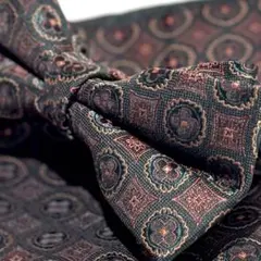 ☆蝶ネクタイ　チーフ　披露宴　ダークグリーン 新郎結婚式前撮り小物 Svj