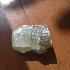 グリーンカルサイト原石