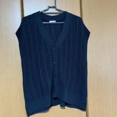 【値下げ】美品　ジーユー　ベスト