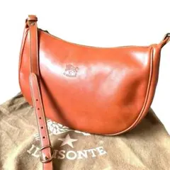 【美品】イルビゾンテ クロスボディバッグ　ショルダー　ハーフムーン　ブラウン