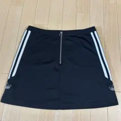 adidas スカートのサムネイル