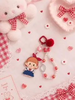 ハンドメイド チャーム キーホルダー 女の子 レッド