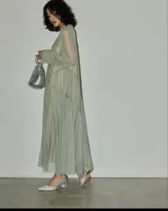 ［美品］niana チュールパイピングAラインドレス　マタニティ