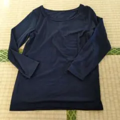 ユニクロ　ヒートテック　長袖　130 黒　肌着