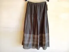 おしゃれな膝下 スカート、冬を除く季節に