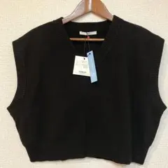 新品未使用　SLY ベスト