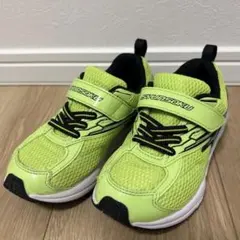 瞬足 スニーカー 蛍光色 18.0EEE