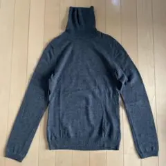 ユニクロ　UNIQLO  タートルニット