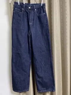 UNIQLOワイドストレートジーンズ サイズ： WOMEN 22