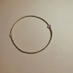 【ハンドメイド】ゴールドビーズ ブレスレット パープル、ホワイトビーズ付き