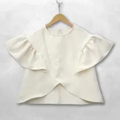 メゾンドドルチェ maison de Dolce フィオーレトップス アイボリー 中古・古着通販】maison de dolce (メゾンドドルチェ) フィオーレ