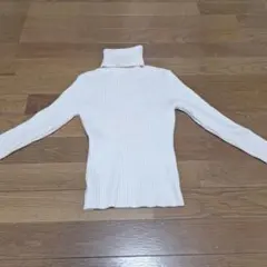 ホワイトタートルネックセーター Mサイズ