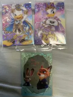 ディズニーウエハース2 未開封カード　ドナルド、デイジー、ニック&ジュディ