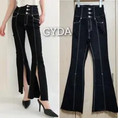 美品❤定価¥12,980❤GYDA ハイウエスト フロントスリットフレアデニム