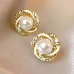 ピアス k18 ゴールド 金属アレルギー対応 ダイヤモンド 揺れる 高品質