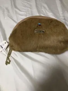 即発送OK 未使用　タグ有　ファーポーチ　アコモデ　モンスタークラッチ