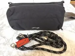 topologieボトル ショルダーバッグサコッシュ【新品未使用】