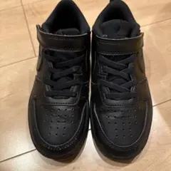 Nike ブラック スニーカー