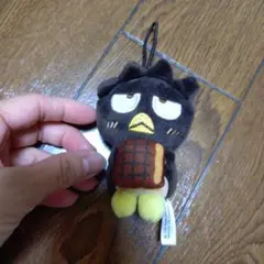 スシロー 日焼けバージョン 산리오 バッドばつ丸 マスコット
