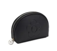 MARY QUANT エンボスデイジーパール ラウンドポーチ（ブラック）
