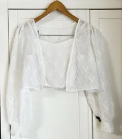 earth music＆ecology キャミ付きカーデ ショート丈 白