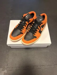 NIKE AIR JORDAN 1 LOW オレンジ ブラックのサムネイル
