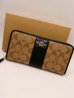 2/25まで値下げ　coach 長財布　カーキ　ブラック