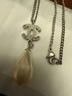 CHANEL ロゴペンダントネックレス