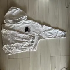 adidasディズニーコラボパーカー