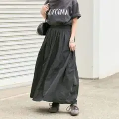 ジャーナルスタンダード 　シックタフタコクーンギャザースカート　黒　36