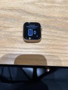Apple Watch SE GPSモデル 40mm MKQ03J/A
