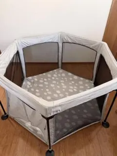 送料込★洗えてたためるベビーサークル　日本育児　星柄グレー