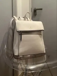 HUNDRED ハンドレッド　シンプルフェイクレザーフラップリュック