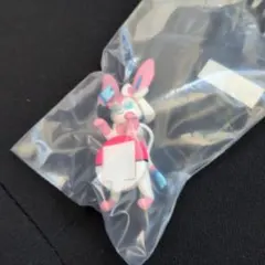 ポケモン 一番くじ　F賞　街歩きちらりんフレンド　ニンフィア