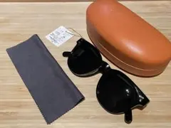 BEAMS オリジナルサングラス BROOK ウェリントン型　ケース付きのサムネイル
