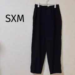 SXM ブラック スラックス タック入り