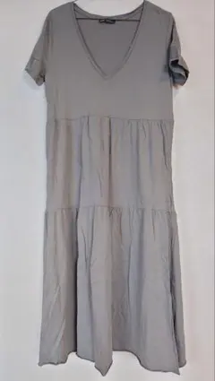 ZARA カーキ Vネック 半袖 ワンピース M
