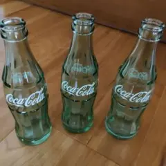 Coca-Cola 空き瓶 3本セット - メルカリ