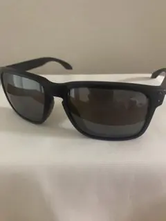 オークリーOAKLEYホルブルック　偏光サングラス