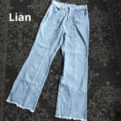 Lianライトブルーデニムブーツカットパンツ　ダメージ加工センタータックのサムネイル