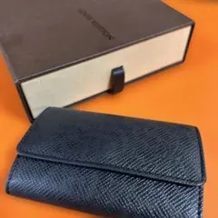 ルイ ヴィトン キーケース タイガ黒　ミュルティクレ箱付