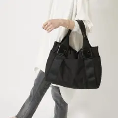 Item thumbnail for item 4dd521ad-c817-4313-8d55-e5983e8fa51a