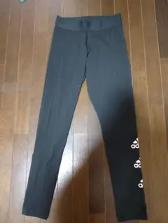 adidas レギンス　M